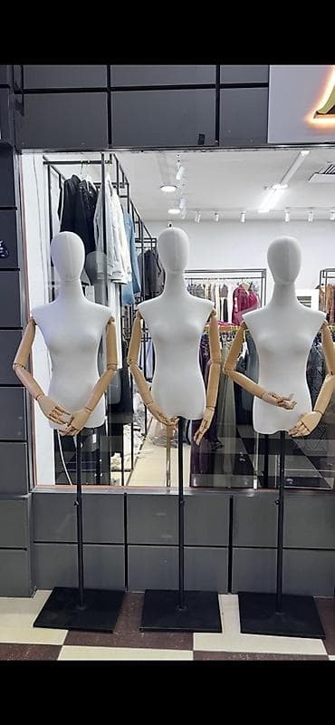 Оборудование для бизнеса: Манекены для витрины/шоурума - Женские торсы на стойке с круглой — 2