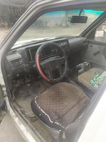 дизель вента: Volkswagen Golf: 1987 г., 1.8 л, Механика, Бензин, Хэтчбэк — 4