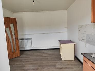 посуточно центр: 30 м², Без мебели — 4