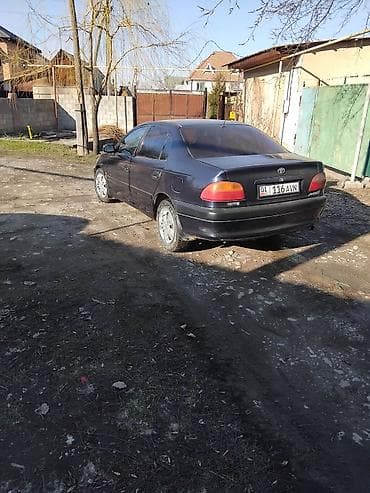 astra h: Toyota Avensis: 2001 г., 1.8 л, Механика, Газ, Седан — 2