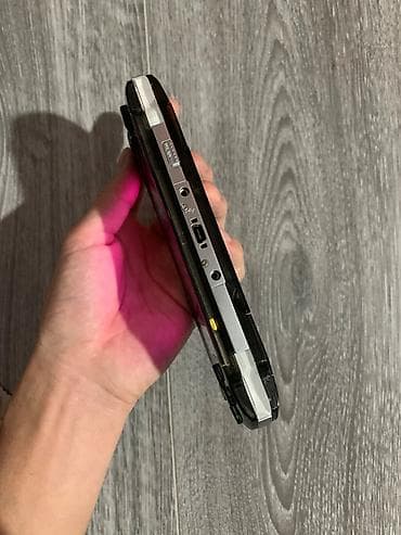 psp 2001: PSP 3000 В идеальном состоянии выглядит как новый. В комплекте флешка — 2