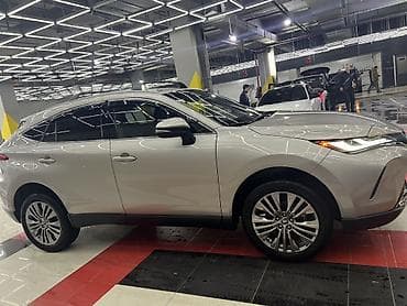 lexus e350: Toyota Venza: 2022 г., 2.5 л, Автомат, Гибрид, Кроссовер — 3