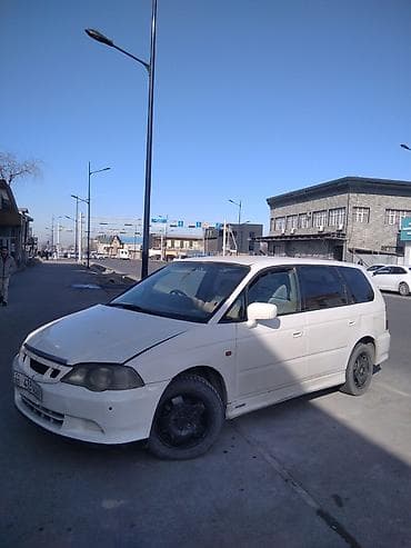 кыргыз унаа: Honda Odyssey: 2000 г., 2.3 л, Автомат, Газ, Вэн/Минивэн — 2