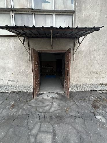 склад продажа: Большой склад 100кВ и ещё отдельно сзади дверь есть вход в офис с — 5