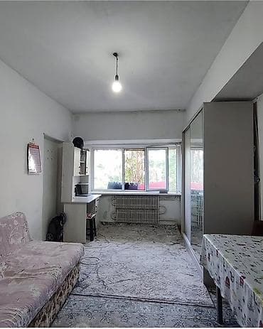 open space: Гостинка 18 кв м Планировка и площадь: - Просторная комната-студия с — 2