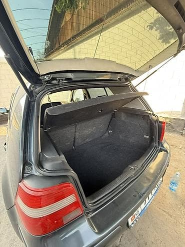 140 280: Volkswagen Golf: 2003 г., 1.6 л, Автомат, Бензин, Хэтчбэк — 9
