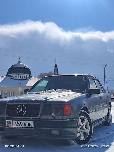 Mercedes-Benz W124: 1988 г., Седан — 2