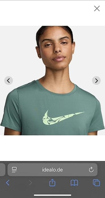 принт футболка: Женская спортивная футболка Nike - Модель: короткий рукав, круглый — 1