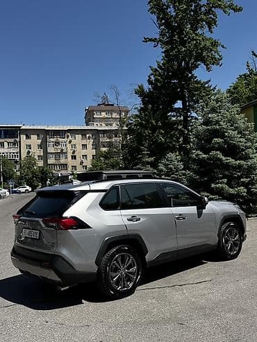 раф газ: Toyota RAV4: 2022 г., 2.5 л, Автомат, Бензин, Кроссовер — 4