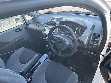 титан на фит: Honda Fit: 2003 г., 1.3 л, Вариатор, Бензин, Хэтчбэк — 7