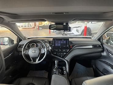 cvt: Toyota Camry: 2021 г., Автомат, Гибрид, Седан — 7