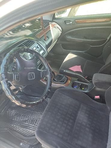 elantra 2024: Honda Accord: 2001 г., 1.8 л, Механика, Газ, Хэтчбэк — 6