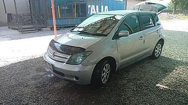 prius plus: Toyota Ist: 2004 г., 1.3 л, Автомат, Бензин, Хэтчбэк — 1