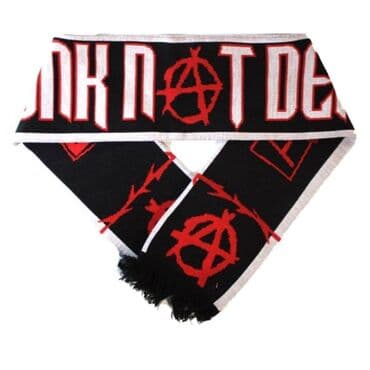 Зажигалки: Магазин Rock Shop, ТЦ Арбат бывший Изумруд, 2 этаж. Зимний шарф – это — 3