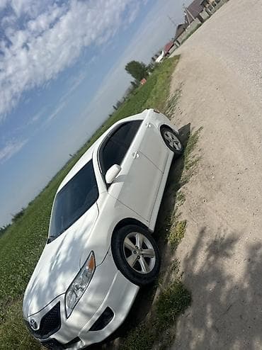 мерседес бенц с: Toyota Camry: 2010 г., 2.5 л, Автомат, Газ, Седан — 2