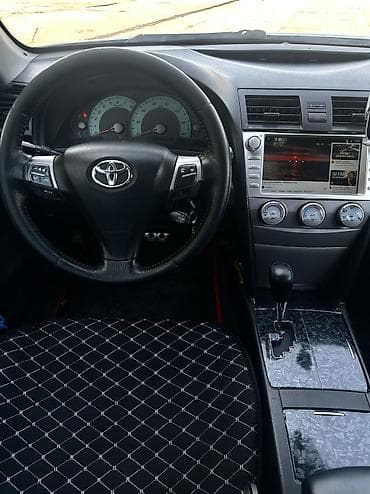 свет для видео: Toyota Camry: 2010 г., 2.5 л, Автомат, Газ, Седан — 7