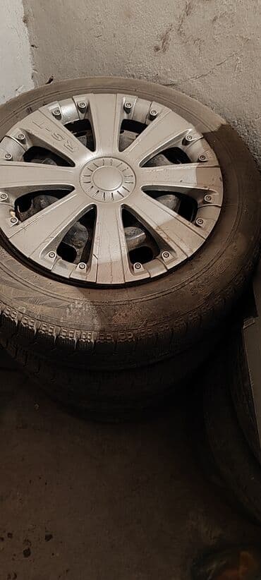 набор ключей в чемодане цена: Колеса в сборе 195 / 60 / R 15, Зима, Б/у, Комплект, Легковые, Железные, отверстий - 5 — 1