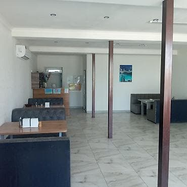 магазин в жилом доме: Сдается помещение на аренду для Аптеку и Процедурную.Тел: (WhatsApp) — 5