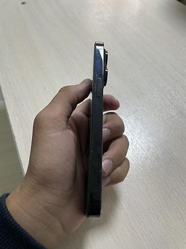 дисплей iphone 14 pro: IPhone 14 Pro, Б/у, 256 ГБ, Черный, Защитное стекло, Чехол, 81 % — 1