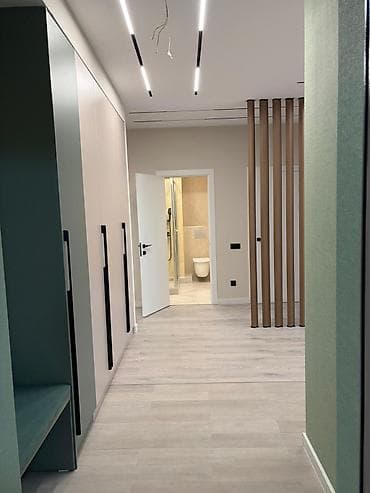 royal construction: 3 комнаты, 77 м², Элитка, 14 этаж, Дизайнерский ремонт — 2