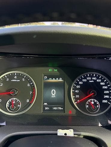 kıa sorento: Kia K5: 2020 г., Седан — 7