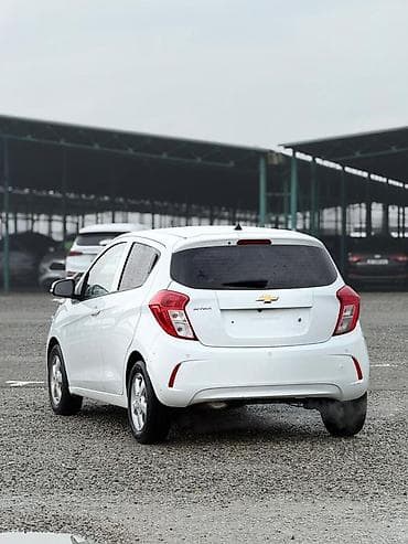 matiz spark: Chevrolet Spark: 2019 г., 1 л, Автомат, Бензин, Хэтчбэк — 3