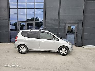 хундай аванте 1: Honda Fit: 2002 г., 1.3 л, Вариатор, Бензин, Хетчбек — 5
