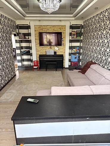 бишкек масковиский район: 5 и более комнат, 100 м², 106 серия, 3 этаж, Евроремонт — 5