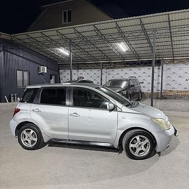 Продажа авто: Toyota Ist: 2003 г., 1.3 л, Автомат, Бензин, Хэтчбэк — 5