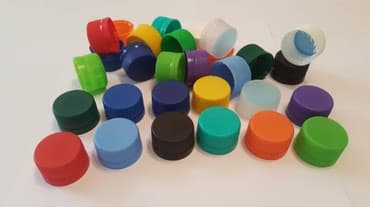 продаю крышки от колы: Продаю колпачки : 1) пуш-пул - 2,5 сома 2) флип-топ - 3 сома 3) — 1