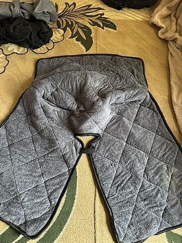 слип флисовый: Утеплённая накидка-муфта для ног/коленей с разрезом под ремень — 1