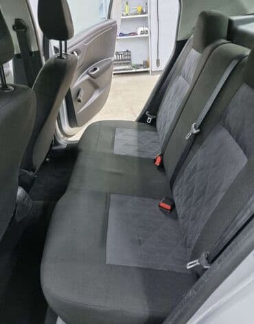 реставрация кожанных изделий: Реставрация автосалона — 12