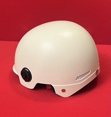 плавательные очки: Продаю мото шлем кепка Подготовься к яркому лету . Новый удобный — 15