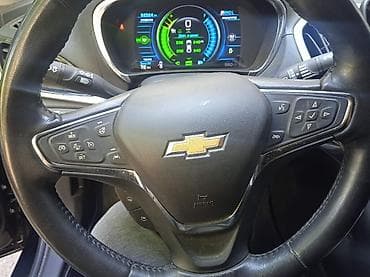 машы: Chevrolet Volt: 2018 г., 1.5 л, Автомат, Гибрид, Лифтбек — 2