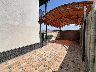 4 bedroom: Продается современный двухэтажный дом с закрытым двором. Участок: 4 — 5