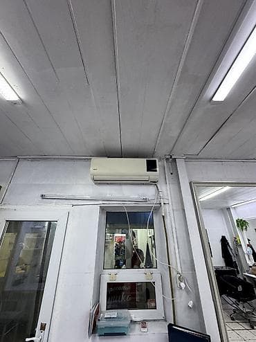продаю или меняю на: Продажа бутиков В торговом центре, 30 м² — 4