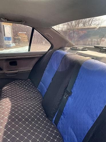 под восстановления: BMW : 1991 г., 1.8 л, Механика, Бензин, Седан — 9
