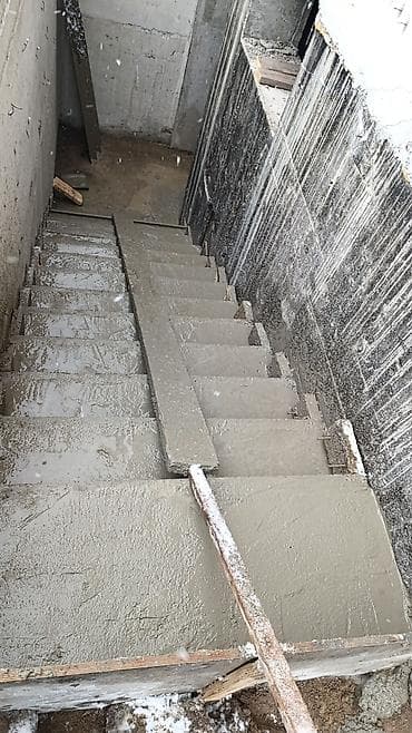 бетонные дорожки: Бетонная лестница Для дома, Форма лестницы: Много-маршевая — 3