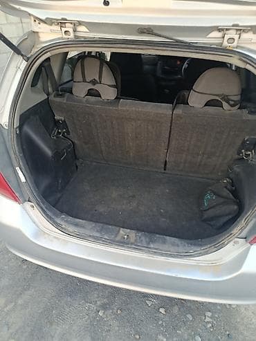 фита: Honda Fit: 2002 г., Вариатор, Бензин, Хэтчбэк — 3