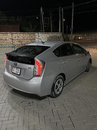 toyota гибрид: Toyota Prius: 2012 г., 1.8 л, Вариатор, Гибрид, Хэтчбэк — 3