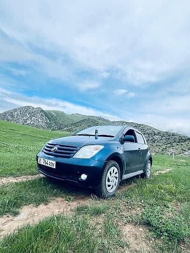 Продажа авто: Toyota Ist: 2003 г., 1.5 л, Автомат, Бензин, Хэтчбэк — 1