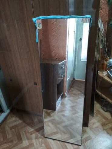 зеркала в бишкеке: Продается 2 зеркала. 1)На деревянной основе, есть петли чтобы повесить — 2