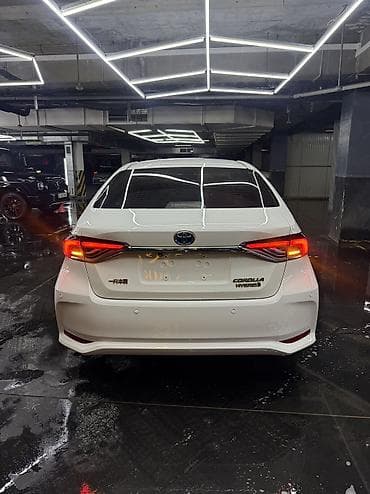 Унаа сатуу: Toyota Corolla: 2020 г., 1.8 л, Автомат, Гибрид, Седан — 5