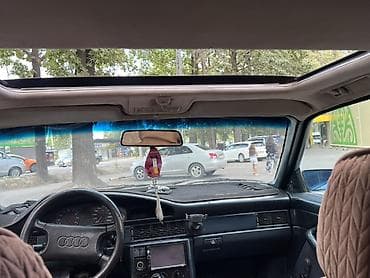 Audi 100: 1988 г., 1.8 л, Механика, Бензин, Седан — 7