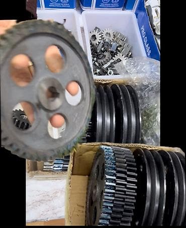 Компрессоры: Запчасти для промышленного оборудования и механизмов Ассортимент: - — 3