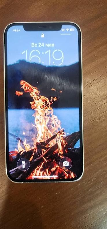 12 mini: IPhone 12 Pro, Б/у, 256 ГБ, Белый, Зарядное устройство — 4