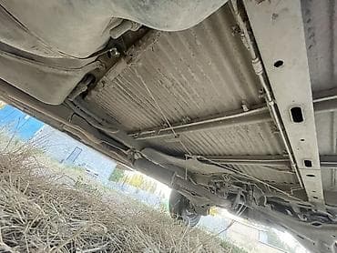 Унаа сатуу: Volkswagen Transporter: 1992 г., 2 л, Кол менен иштөөчү, Бензин, Van — 1