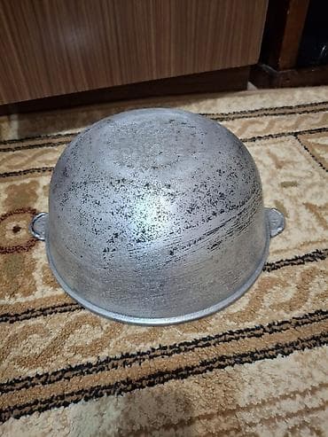чайник советский: Продаю казан, СССР, 3 литра. В отличном состоянии — 3