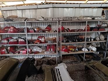 гольы 2: Продажа автозапчастей кузовной группы и оптики Ассортимент: - Задние — 2