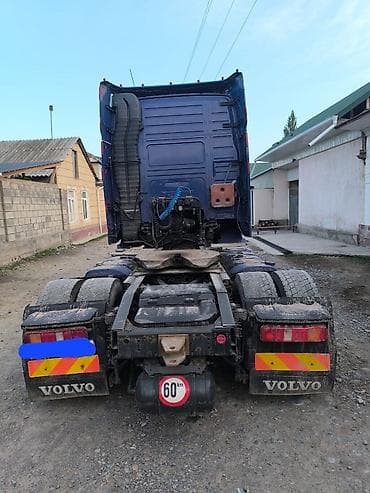 авто телега: Тягач, Volvo, Без прицепа — 2